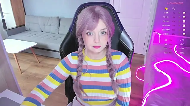 Amy honey angel online show from September 24, 2025, 10:07 am