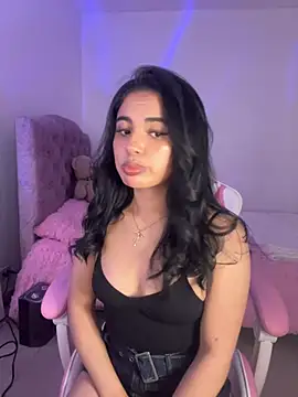 Emily-14 online show from April 14, 2026, 5:35 am