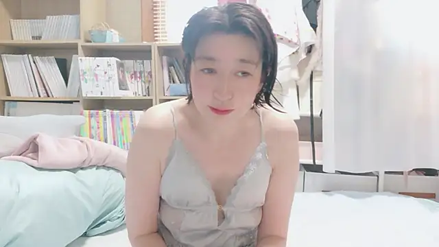 Snapshot of morikawa_sayaka chatting on July 24, 2026, 11:36 pm morikawa sayaka online show from July 24, 2026, 11:36 pm