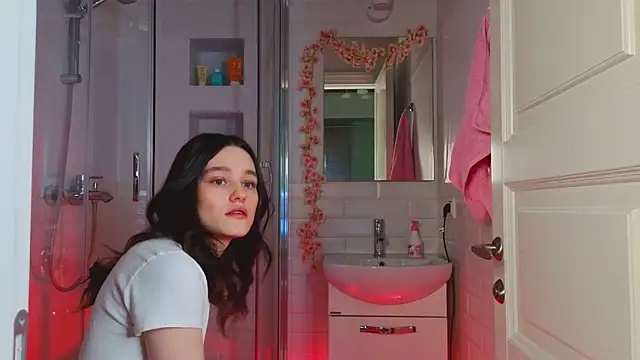 Snapshot of Mia_Mia_M chatting on February 22, 2025, 5:55 am Mia Mia M online show from February 22, 2025, 5:55 am