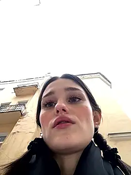 Mia Mia M online show from February 27, 2026, 1:44 pm