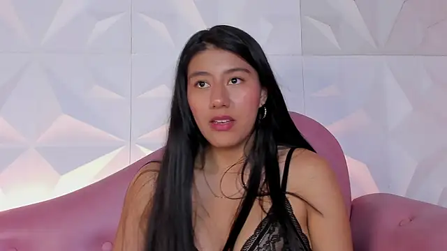 Snapshot of CarlaAlvez chatting on March 15, 2025, 10:22 pm CarlaAlvez online show from March 15, 2025, 10:22 pm