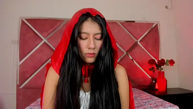 Snapshot of CarlaAlvez chatting on October 24, 2025, 10:39 pm CarlaAlvez online show from October 24, 2025, 10:39 pm