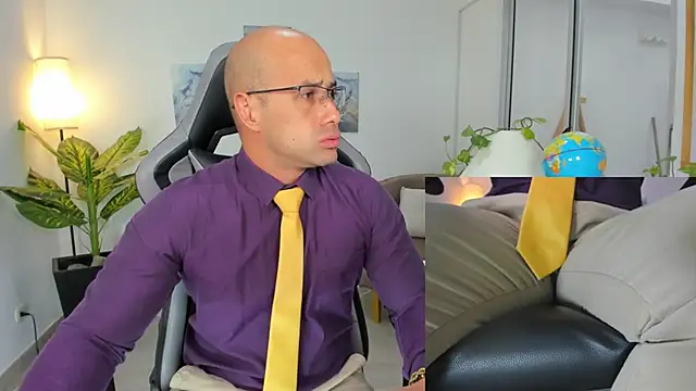 Snapshot of ryan_master_ chatting on December 24, 2024, 1:17 pm ryan master online show from December 24, 2024, 1:17 pm