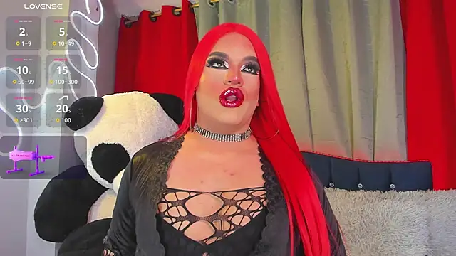 Snapshot of Missisabella_ chatting on October 25, 2025, 1:02 am Missisabella online show from October 25, 2025, 1:02 am