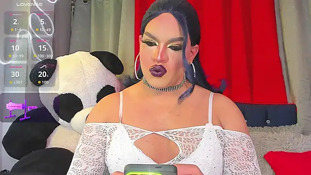 Snapshot of Missisabella_ chatting on November 10, 2025, 12:53 am Missisabella online show from November 10, 2025, 12:53 am