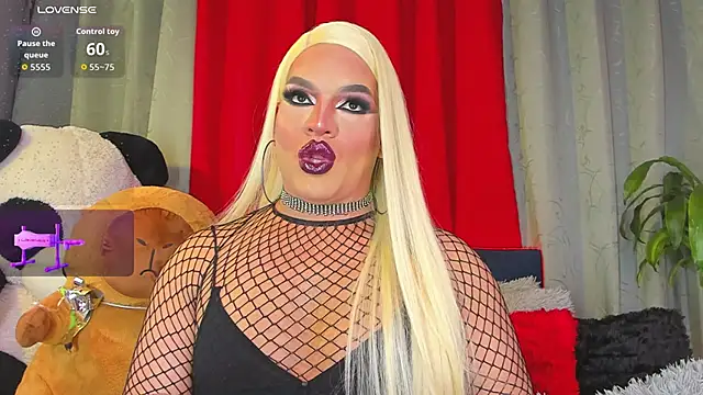 Snapshot of Missisabella_ chatting on November 13, 2025, 1:15 am Missisabella online show from November 13, 2025, 1:15 am