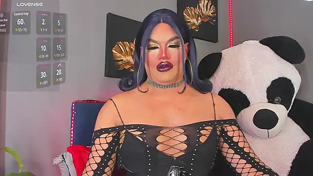 Snapshot of Missisabella_ chatting on December 2, 2025, 1:11 am Missisabella online show from December 2, 2025, 1:11 am