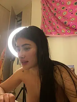 Snapshot of Sweet_and_caramel chatting on March 21, 2025, 6:27 am Sweet and caramel online show from March 21, 2025, 6:27 am