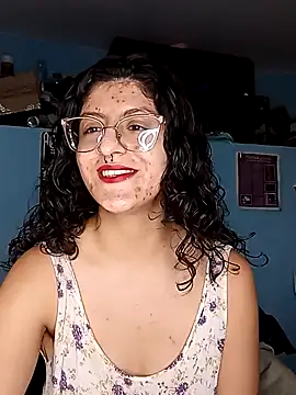 LoveElectra online show from December 31, 2024, 8:02 pm