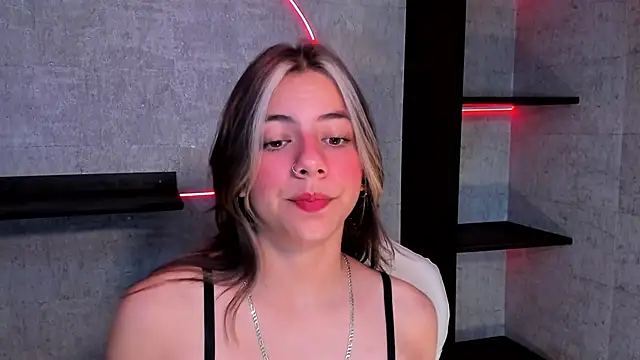 Snapshot of ArtemisaBlake chatting on January 18, 2025, 9:55 pm ArtemisaBlake online show from January 18, 2025, 9:55 pm