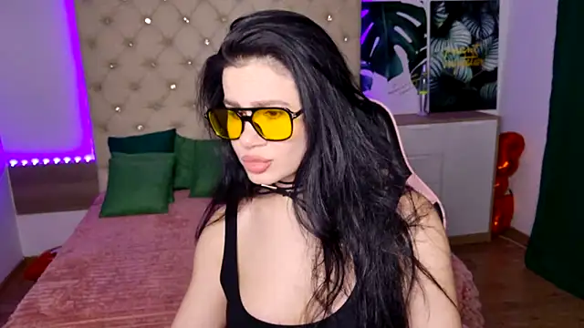 Snapshot of KattieSims chatting on February 21, 2025, 6:48 pm KattieSims online show from February 21, 2025, 6:48 pm