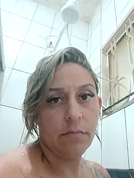 Snapshot of baixinhaloira chatting on February 17, 2026, 8:37 pm baixinhaloira online show from February 17, 2026, 8:37 pm