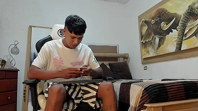 Snapshot of mr_stiven_ chatting on March 19, 2026, 3:32 am mr stiven online show from March 19, 2026, 3:32 am