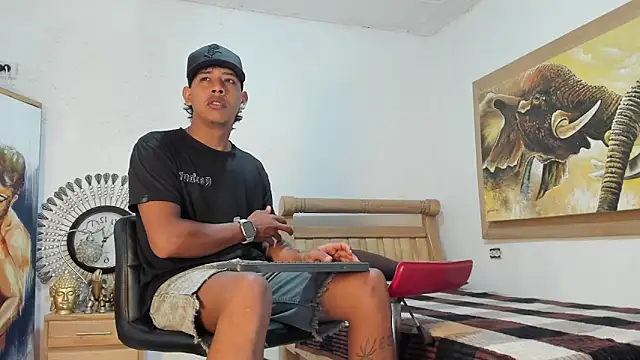 Snapshot of mr_stiven_ chatting on April 9, 2026, 2:55 am mr stiven online show from April 9, 2026, 2:55 am