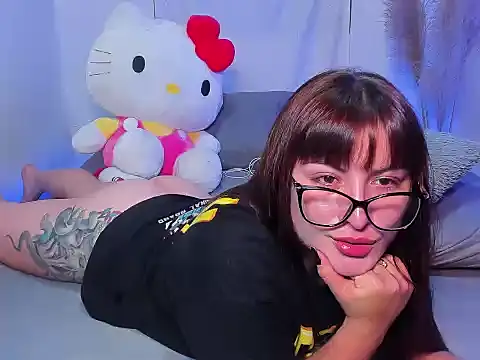 Snapshot of Liah_ferrer chatting on June 28, 2026, 8:04 pm Liah ferrer online show from June 28, 2026, 8:04 pm