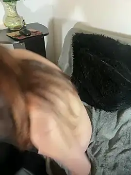 LuneObscure online show from March 3, 2025, 8:16 am