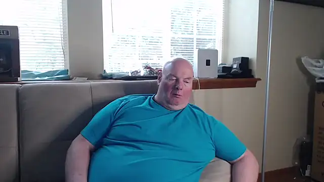 Snapshot of harley99574 chatting on May 19, 2026, 12:44 pm harley99574 online show from May 19, 2026, 12:44 pm