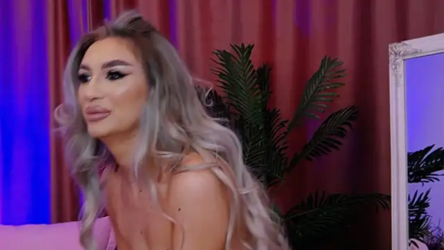 FelyJolie online show from March 20, 2025, 8:53 am