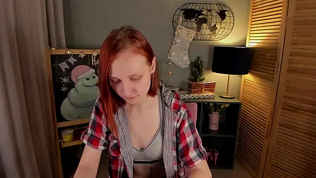 Snapshot of SallyFishery chatting on December 31, 2024, 1:36 am SallyFishery online show from December 31, 2024, 1:36 am