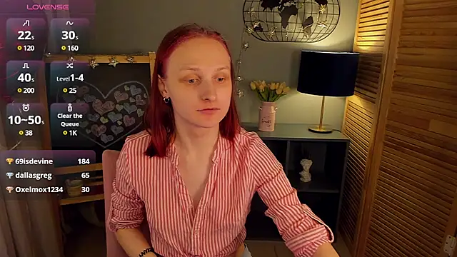 Snapshot of SallyFishery chatting on February 13, 2025, 4:32 am SallyFishery online show from February 13, 2025, 4:32 am