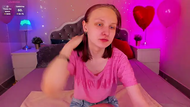 Snapshot of SallyFishery chatting on March 3, 2025, 1:31 am SallyFishery online show from March 3, 2025, 1:31 am