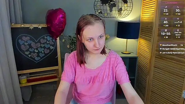 Snapshot of SallyFishery chatting on March 12, 2025, 4:30 am SallyFishery online show from March 12, 2025, 4:30 am