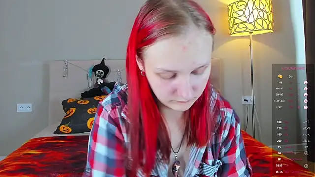 Snapshot of SallyFishery chatting on October 22, 2025, 4:24 am SallyFishery online show from October 22, 2025, 4:24 am