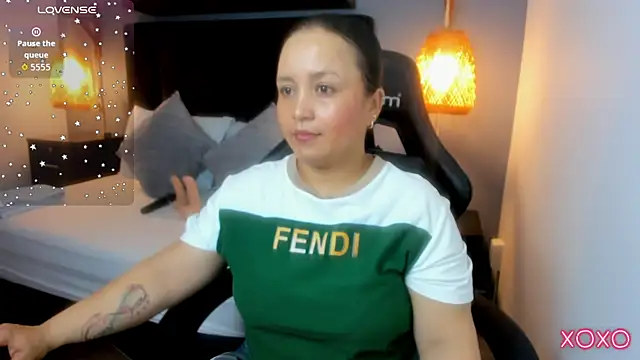 linda rios  online show from May 20, 2026, 8:59 pm