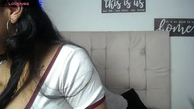 mariilulp303av online show from February 18, 2025, 12:04 am