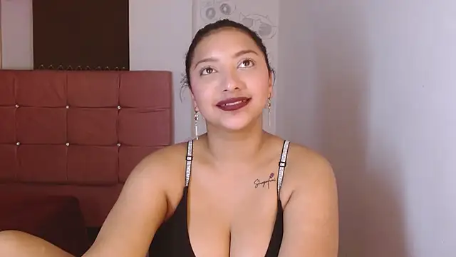 mariilulp303av online show from March 3, 2025, 12:48 am