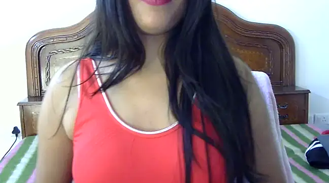 Snapshot of AniHeart chatting on January 27, 2025, 6:41 am AniHeart online show from January 27, 2025, 6:41 am