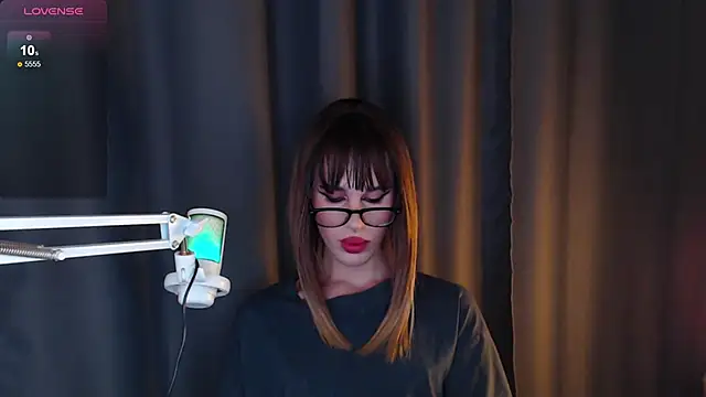 Snapshot of Cassie_Bae chatting on March 18, 2025, 10:03 am Cassie Bae online show from March 18, 2025, 10:03 am