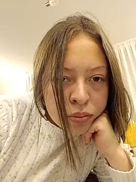 Selene Amari online show from July 10, 2026, 7:27 pm