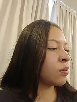 Selene Amari online show from July 18, 2026, 5:28 pm