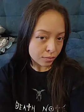 Selene Amari online show from July 28, 2026, 7:39 pm