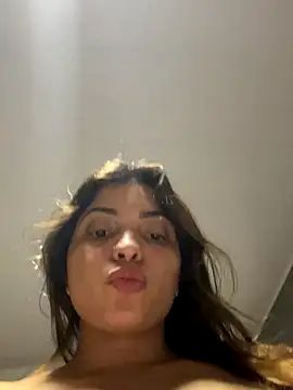 Nicollygriu online show from October 1, 2025, 12:05 am