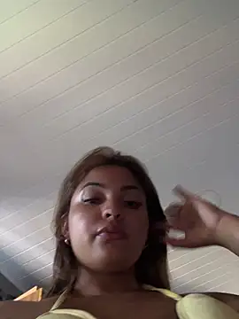 Nicollygriu online show from February 1, 2026, 1:53 pm