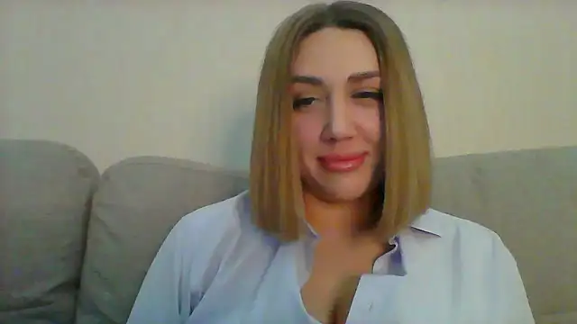 VickyLove047 online show from December 23, 2024, 7:06 am