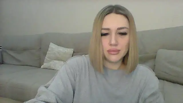 VickyLove047 online show from January 6, 2025, 4:02 pm