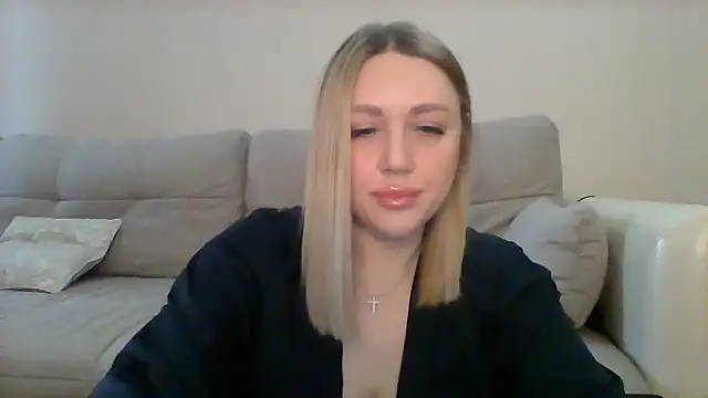 VickyLove047 online show from September 19, 2025, 6:48 am