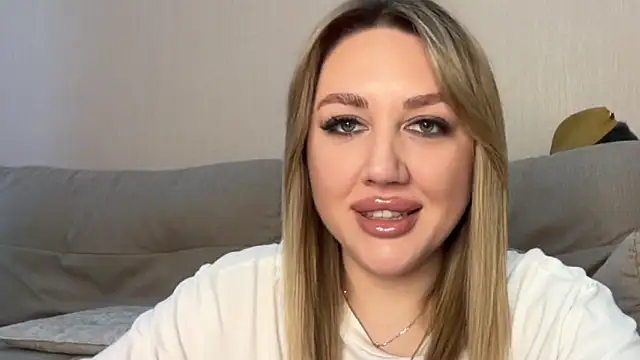 Snapshot of VickyLove047 chatting on June 13, 2026, 6:55 am VickyLove047 online show from June 13, 2026, 6:55 am