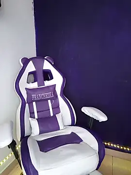 franchezkavegaaa online show from January 30, 2025, 5:39 pm