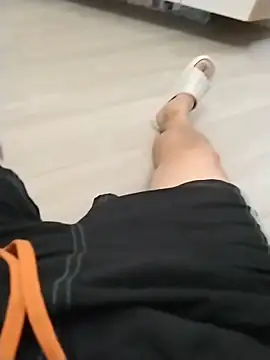 Snapshot of Dannydy2015 chatting on October 16, 2025, 4:30 pm Dannydy2015 online show from October 16, 2025, 4:30 pm