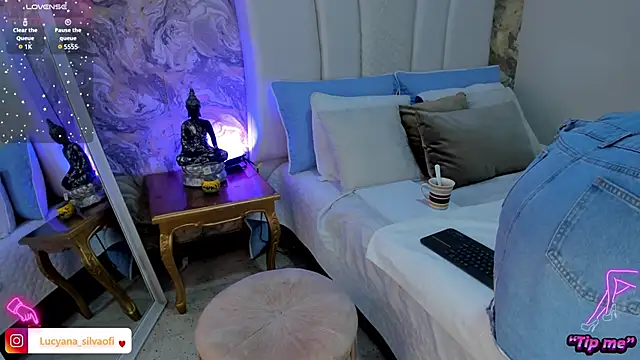 LucyanaSilva online show from February 11, 2025, 11:10 am