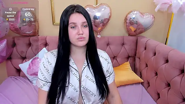 Snapshot of Kassandra__grey chatting on February 13, 2025, 7:13 am Kassandra grey online show from February 13, 2025, 7:13 am