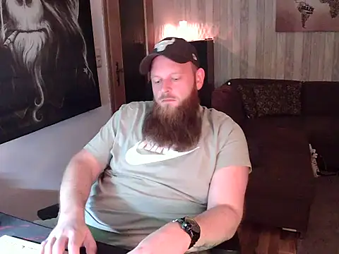 Snapshot of TinyDickBear chatting on February 23, 2025, 9:16 pm TinyDickBear online show from February 23, 2025, 9:16 pm