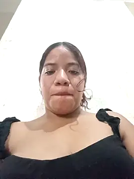Snapshot of Kelsie_Williams chatting on March 12, 2026, 10:38 pm Kelsie Williams online show from March 12, 2026, 10:38 pm