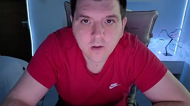 Snapshot of JasonJacks chatting on May 3, 2026, 5:24 am JasonJacks online show from May 3, 2026, 5:24 am