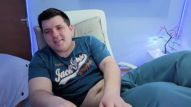 Snapshot of JasonJacks chatting on May 5, 2026, 1:52 pm JasonJacks online show from May 5, 2026, 1:52 pm
